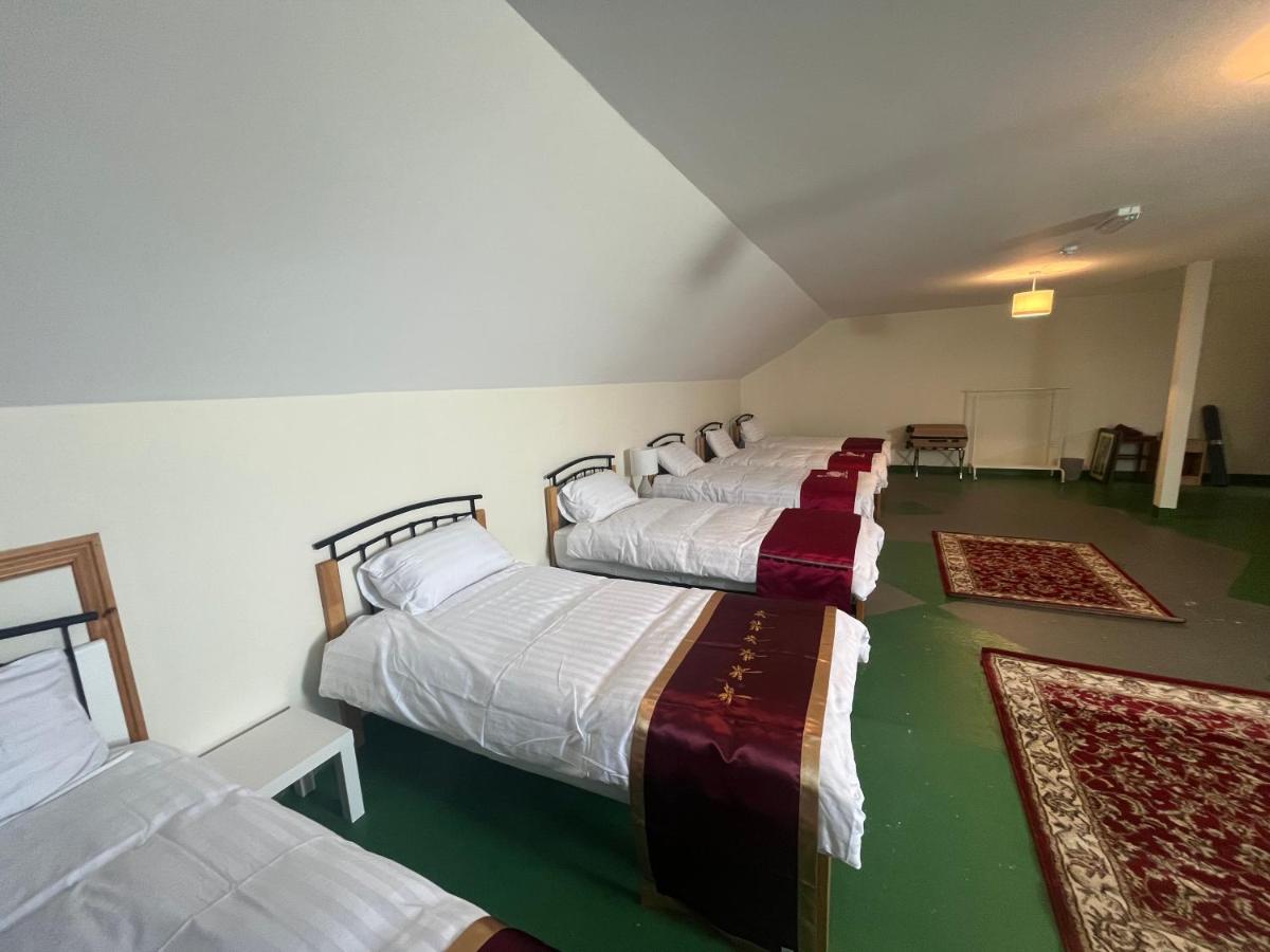 Elegant Rooms And Suites In Knock Knock  Buitenkant foto